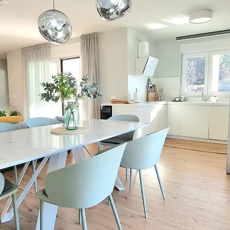 Villa Forest With Wellness And Heated Salty Pool