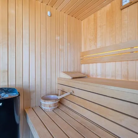 Forest With Wellness And Heated Salty Pool Hum