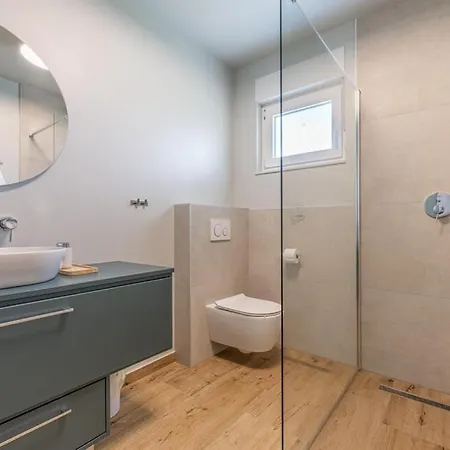 Villa Forest With Wellness And Heated Salty Pool Hum