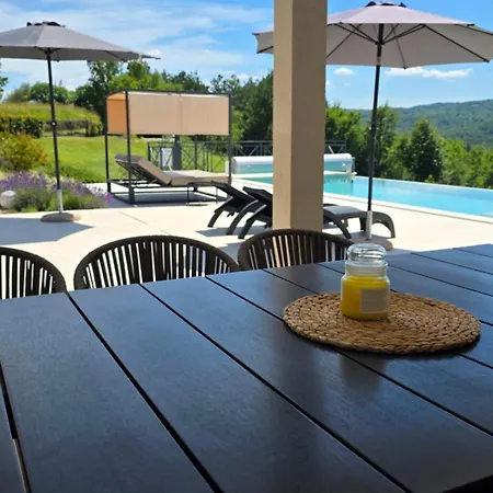 Forest With Wellness And Heated Salty Pool Willa Hum